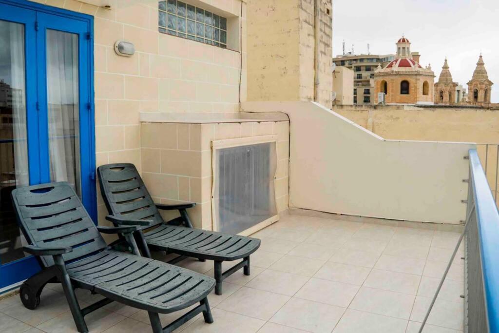 Luxurious Furnished Penthouse Apartment In Sliema Exterior photo